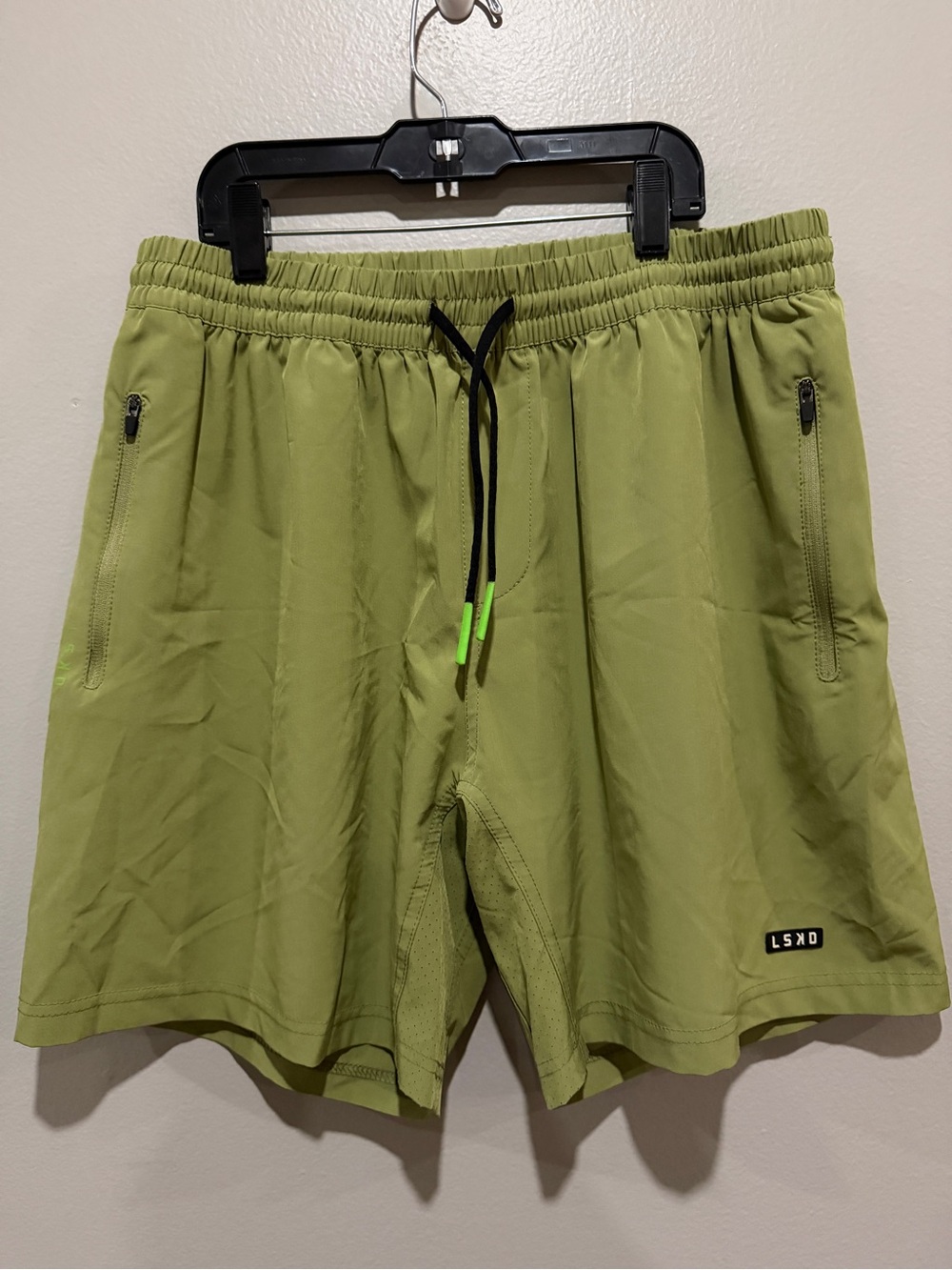LSKD Men's Green Athletic Shorts 7 inch size L